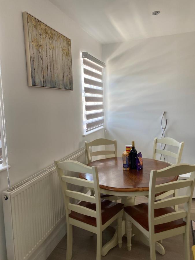 Apartment No 8 - Stay In Style In The Heart Of The Cathedral City. Truro Zewnętrze zdjęcie